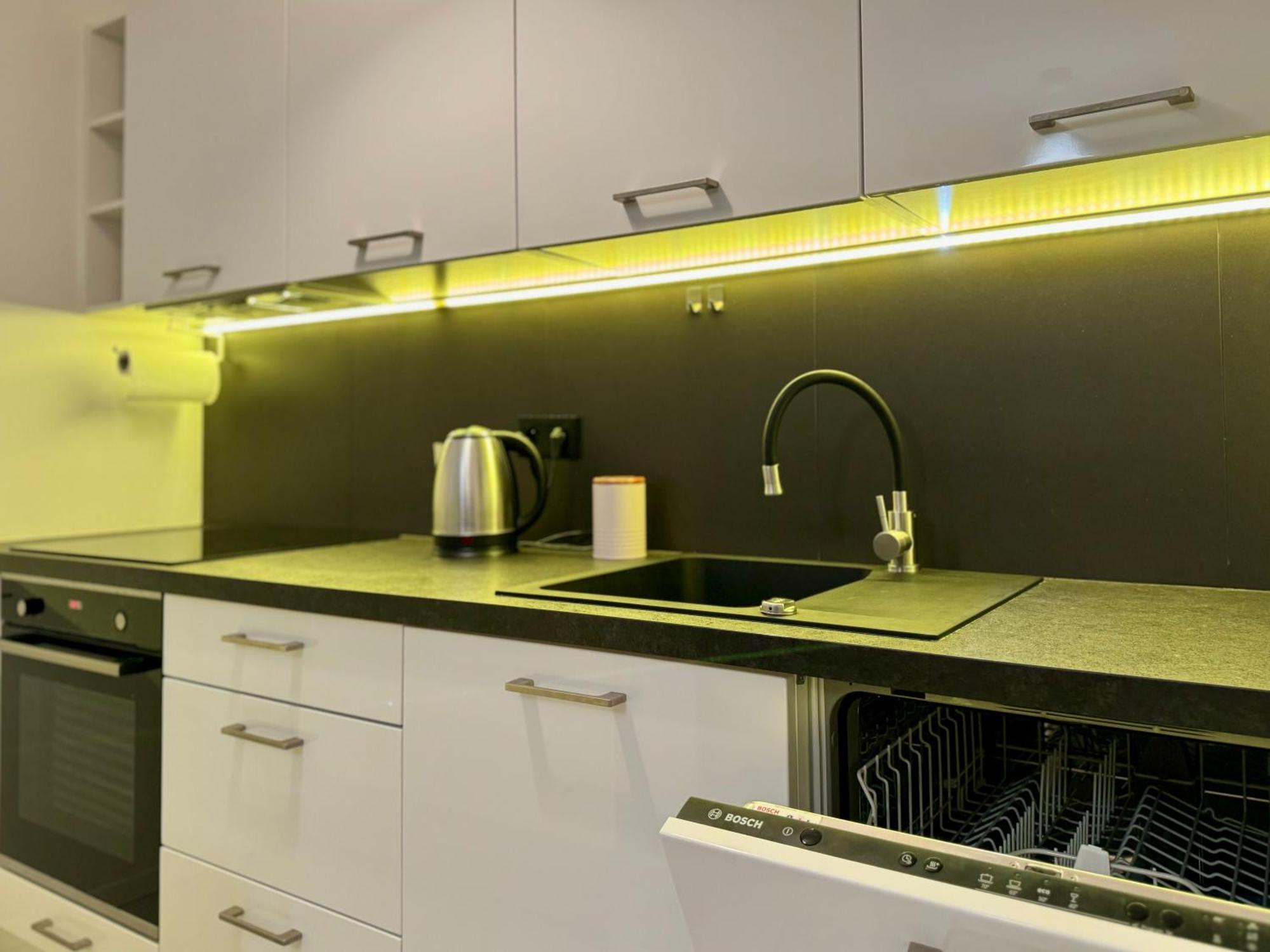 Appartamento K22 Komputerowa 7 Chopin Airport *